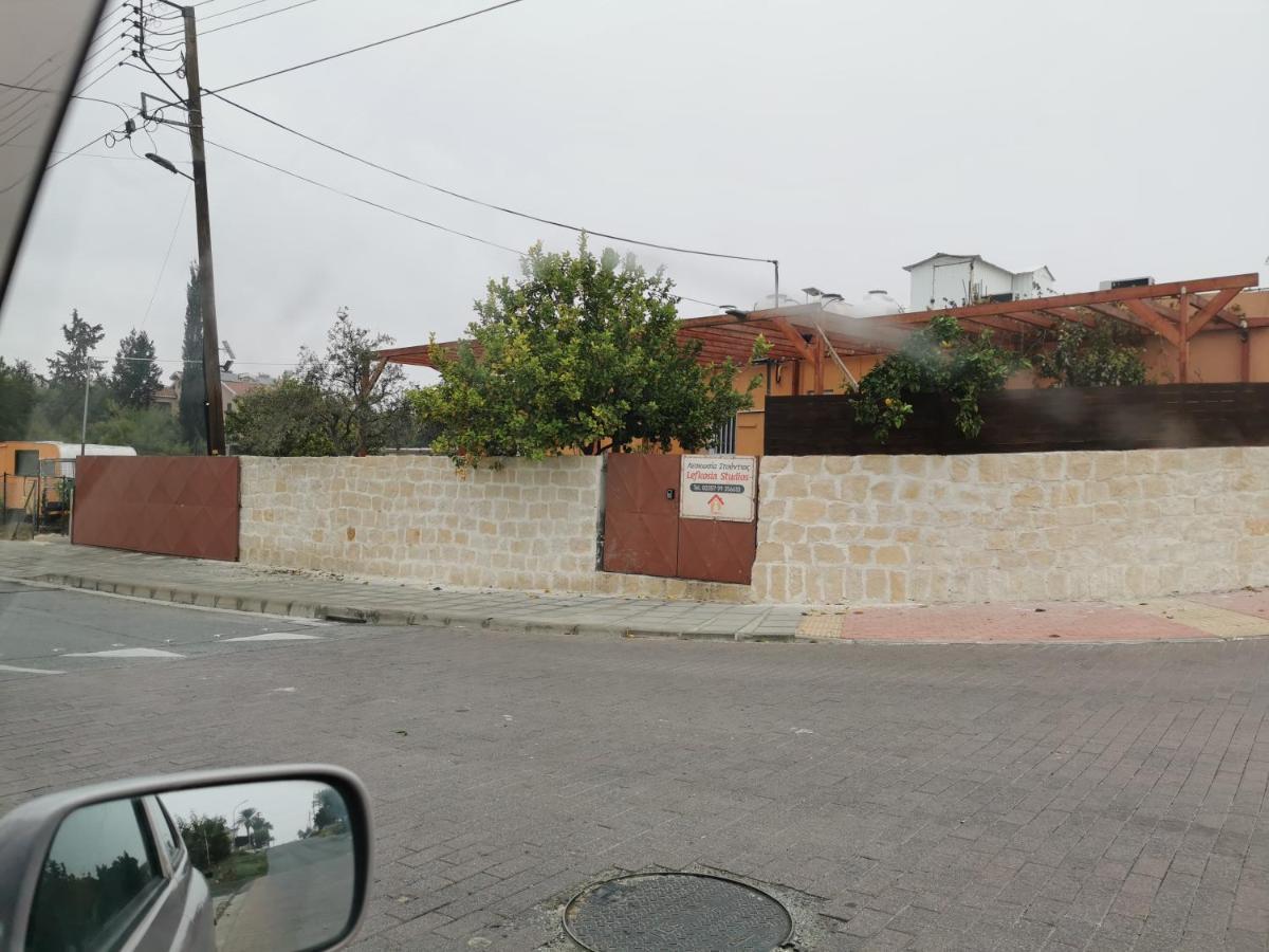 Nicosia Rooms Studios Buitenkant foto