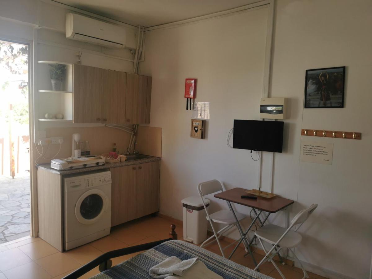Nicosia Rooms Studios Kamer foto