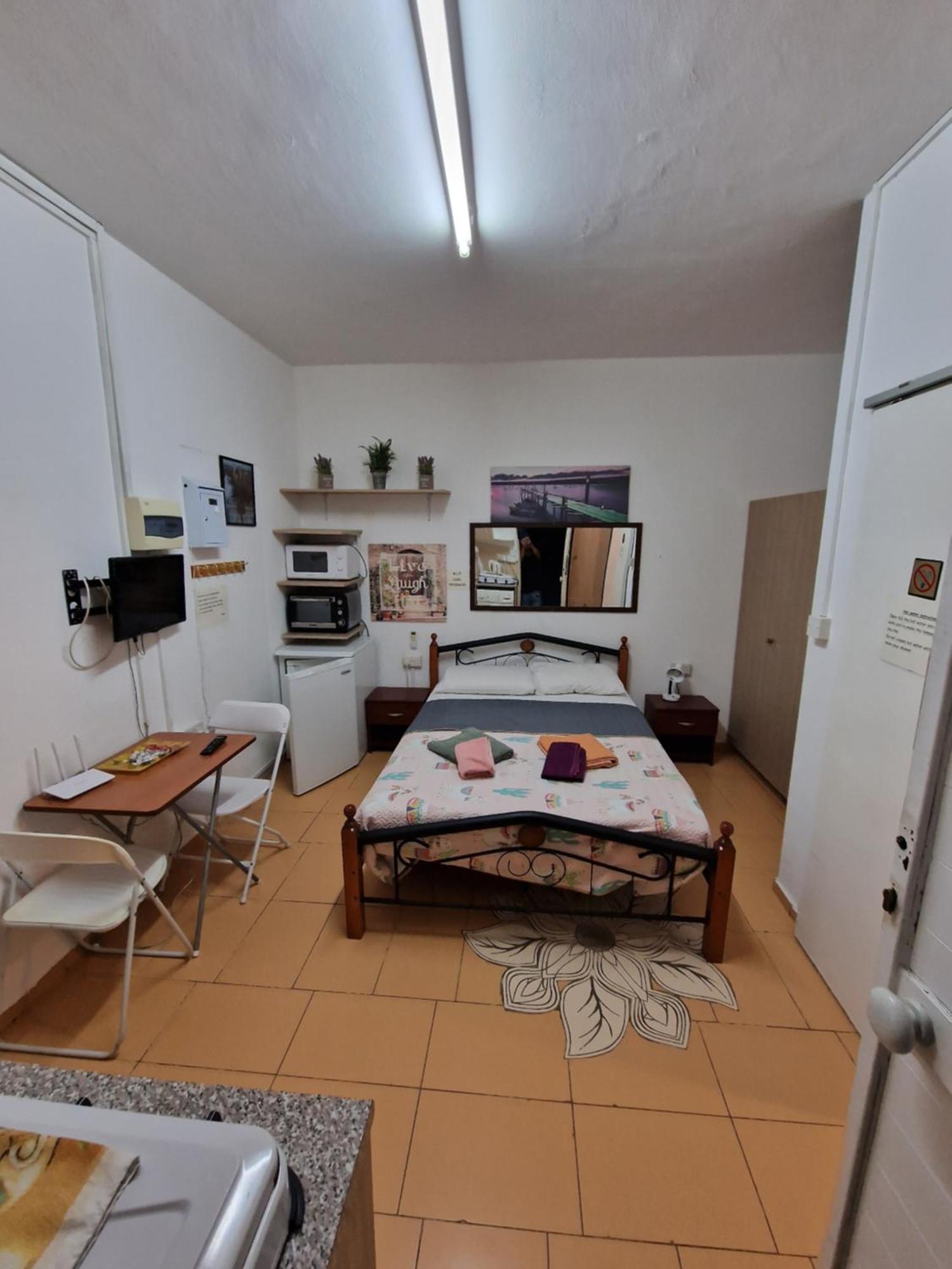 Nicosia Rooms Studios Kamer foto