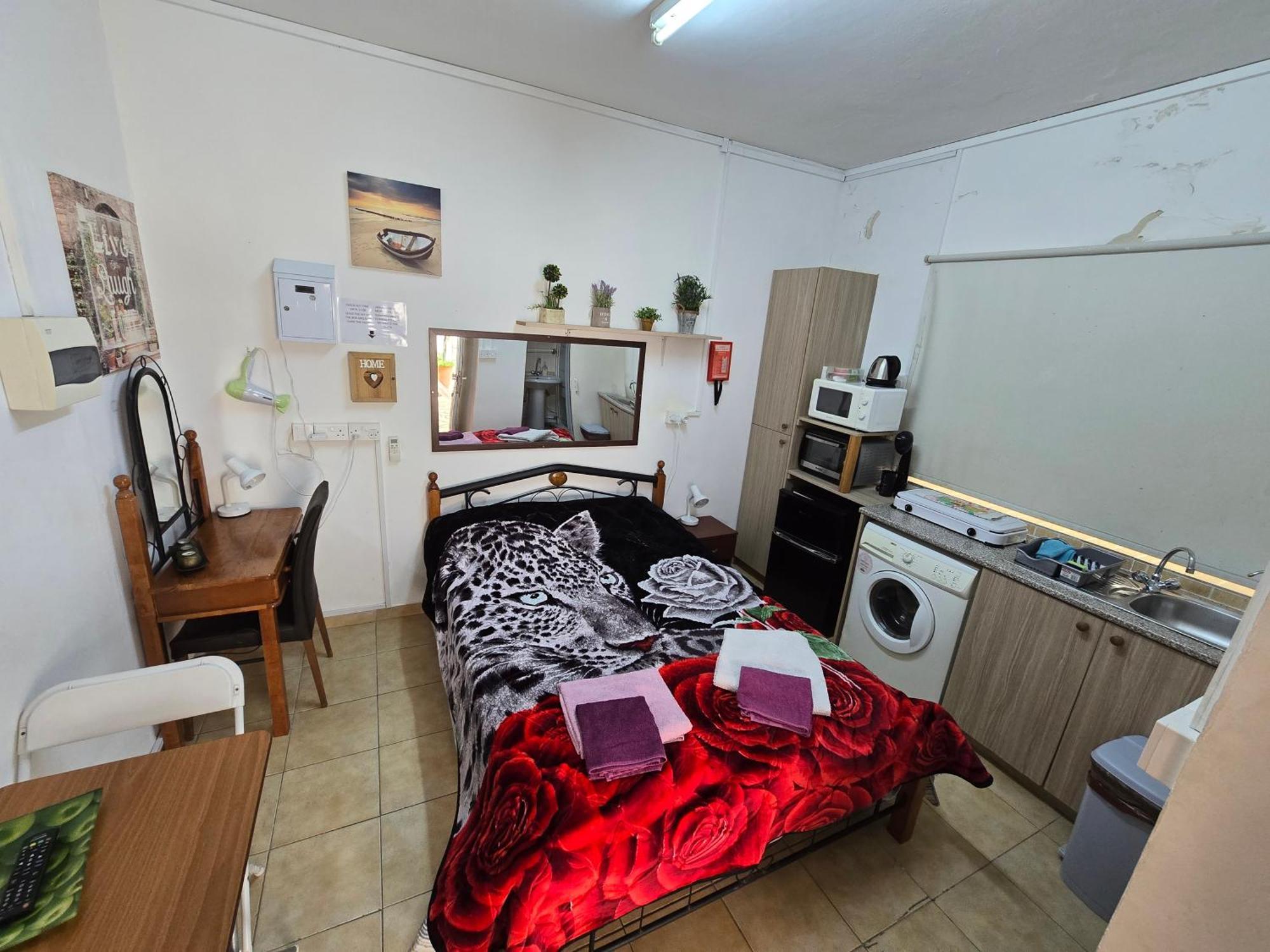 Nicosia Rooms Studios Buitenkant foto
